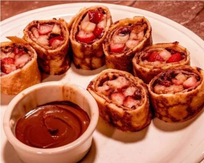 Banana Strawberry Maki Rolls